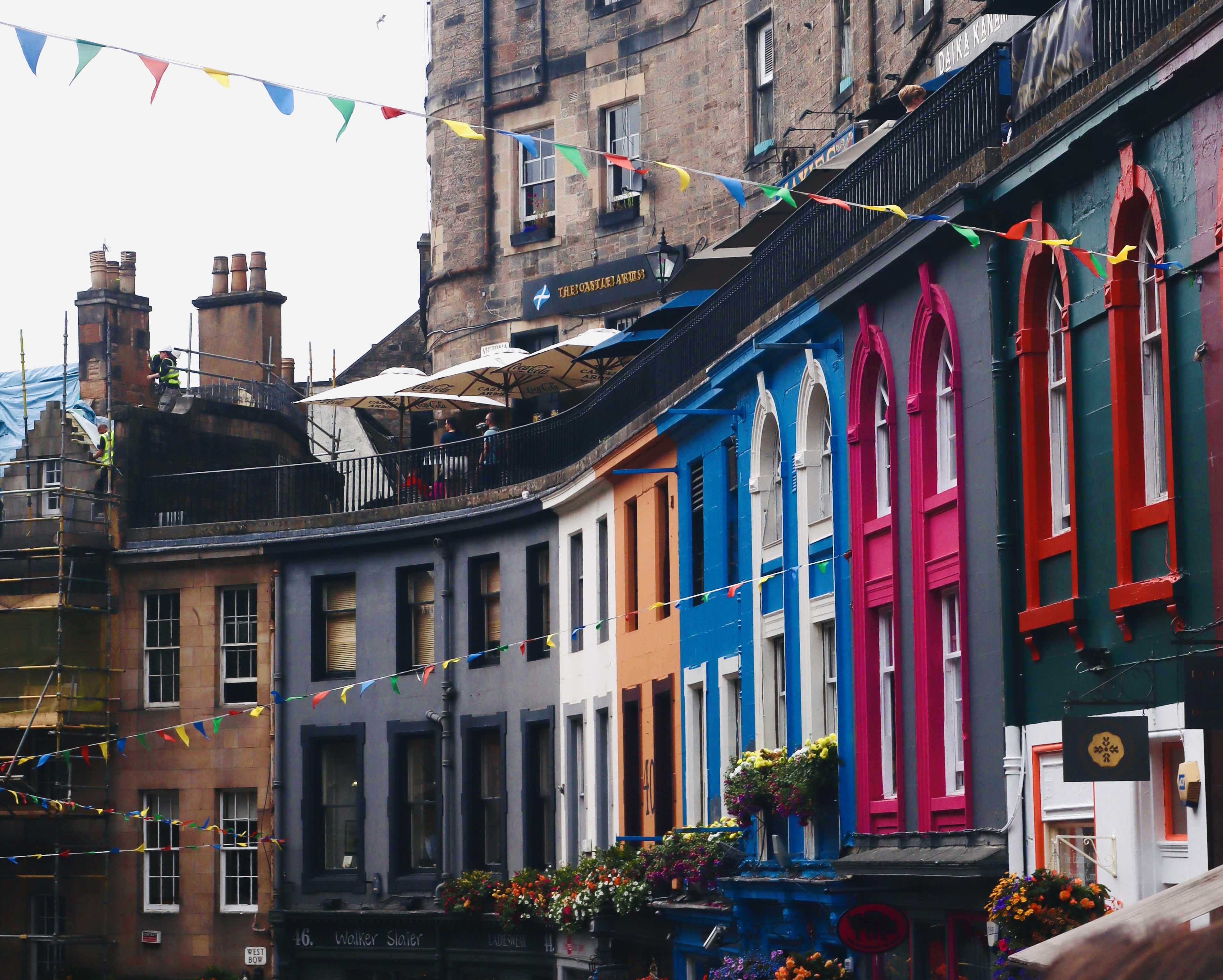 Beautiful, colorful street corners along Victoria Street in Edinburgh.